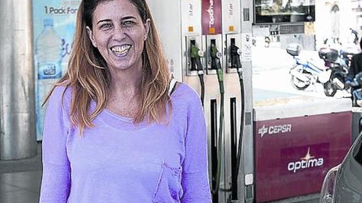 «No suelo mirar los precios en la gasolinera»_MEDIA_1