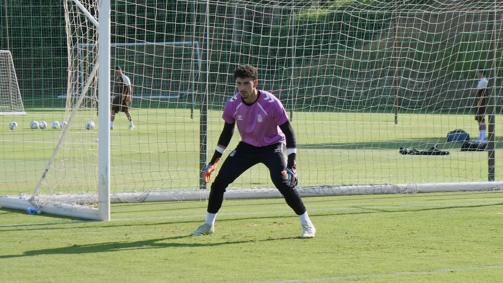 Entrenamiento de la Unión Deportiva Las del 14 de julio 25
