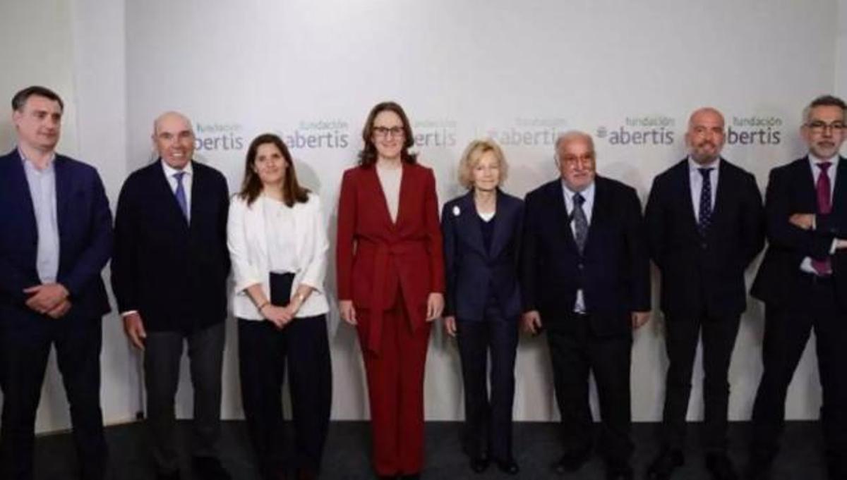 La Fundació Abertis ha presentat la seva nova campanya de seguretat viària “Hola, soc en Joan i et convido a un cafè” i ha comptat amb la presència de Pere Navarro (DGT)