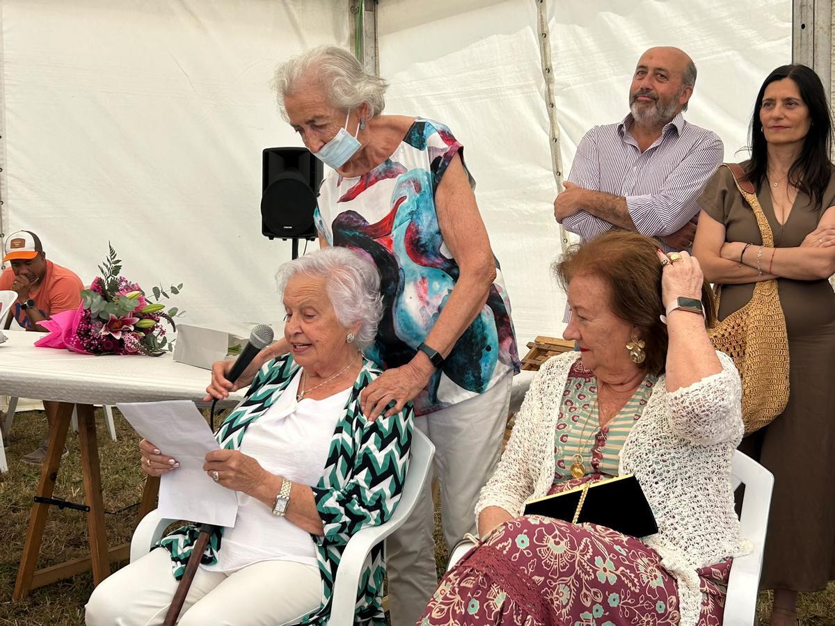 EN IMÁGENES: San Martín de Laspra dinde tributo a su vecina más longeva
