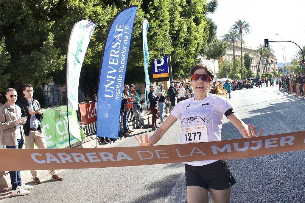 Las imágenes de la llegada a meta de la Carrera de la Mujer de Murcia 2024