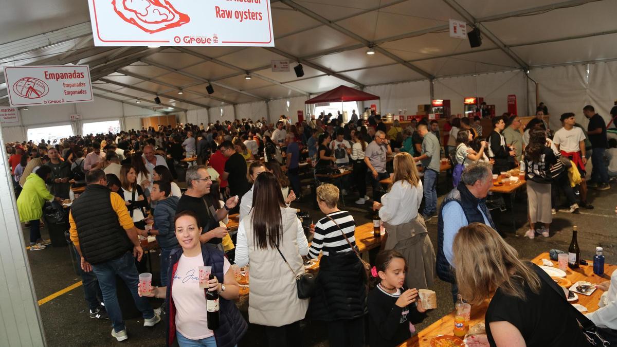 Las carpas de la Festa do Marisco.