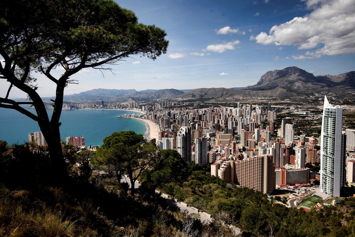 La increíble historia detrás de la cruz de Benidorm que pocos conocen.