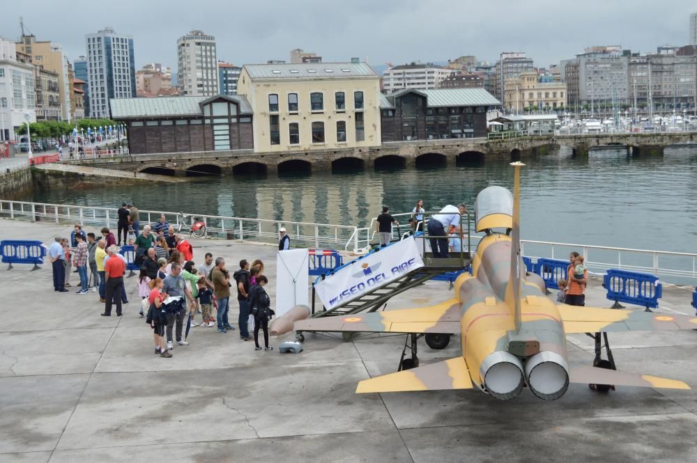 Aviones del festival aéreo de Gijón