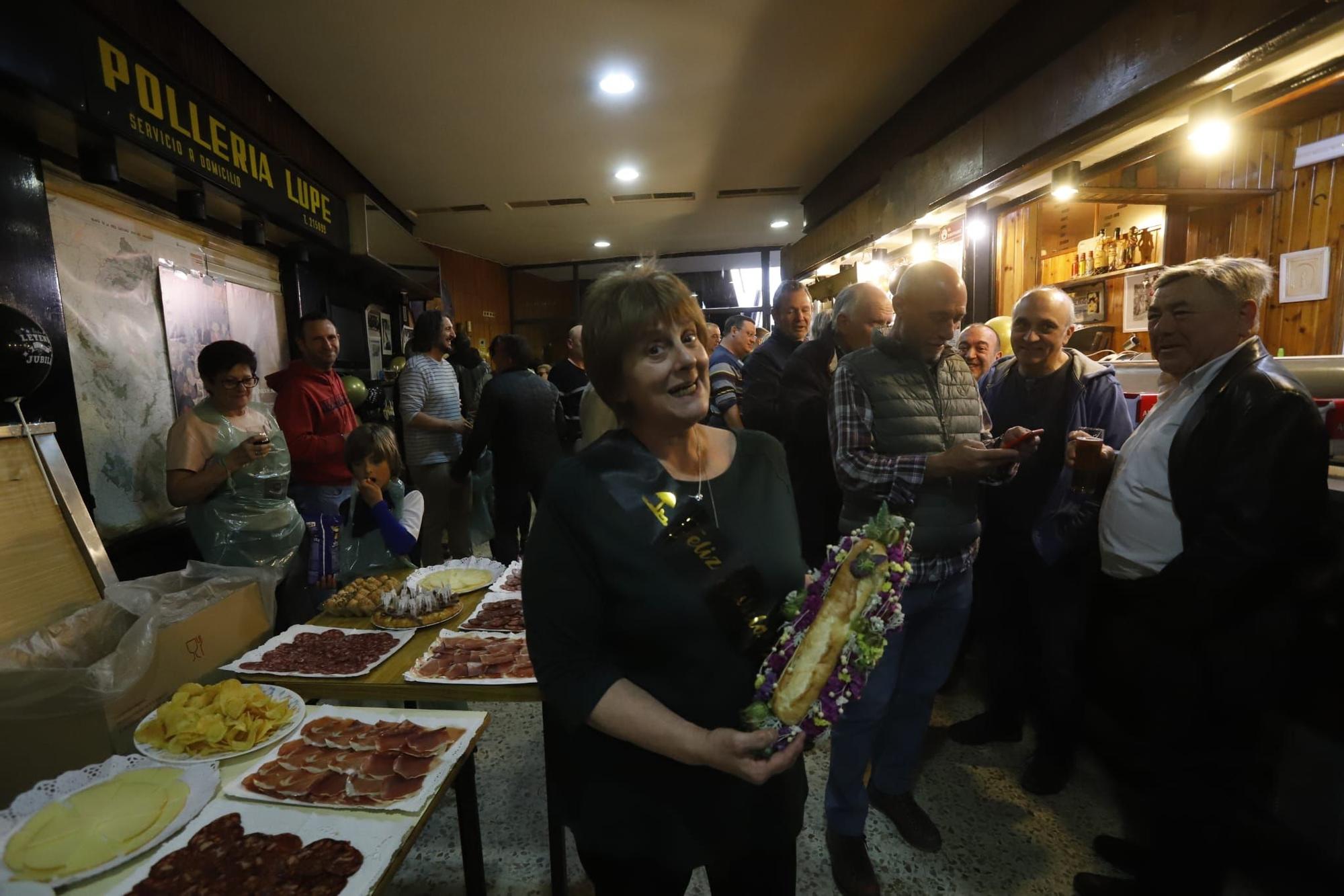 En imágenes | Adiós al Siberiano, adiós al Mercado Azoque de Zaragoza