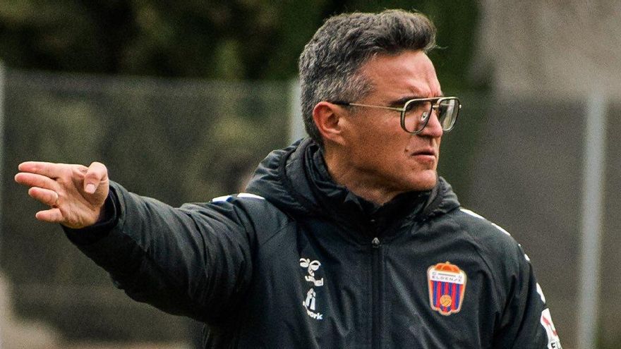 Dani Ponz: &quot;El equipo está animado y con ganas pese a la eliminación de copa&quot;