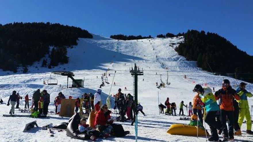 Una jornada d&#039;esquí a l&#039;estació de la Molina
