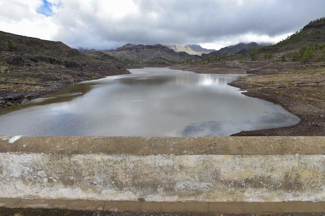 Reportaje lluvias, presa de Chira