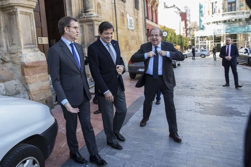 Reunión de presidentes en Oviedo