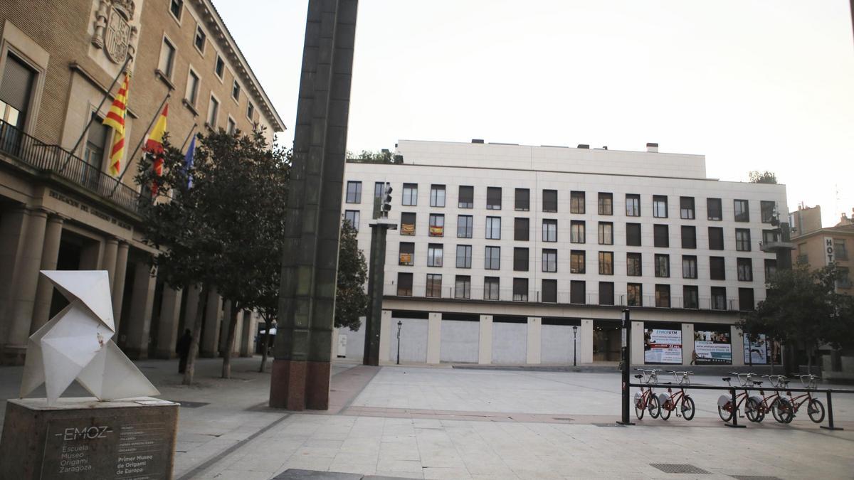 La plaza situada frente a Delegación de Gobierno, en una imagen de archivo.