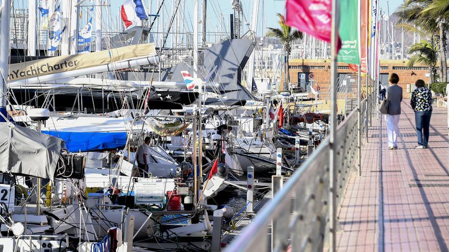 Las naves de la regata ARC se preparan para partir