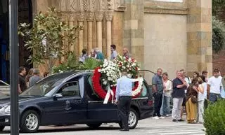 Langreo da su último adiós a Antonio Bernardo Sirgo, exdirector general de Duro Felguera, un "gran hombre" que "miraba por los trabajadores"