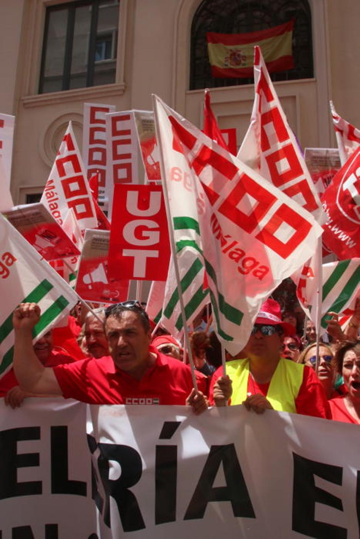 La manifestación convocada por CCOO y UGT, que comenzaba a mitad de semana en Marbella, llegaba este viernes a su meta