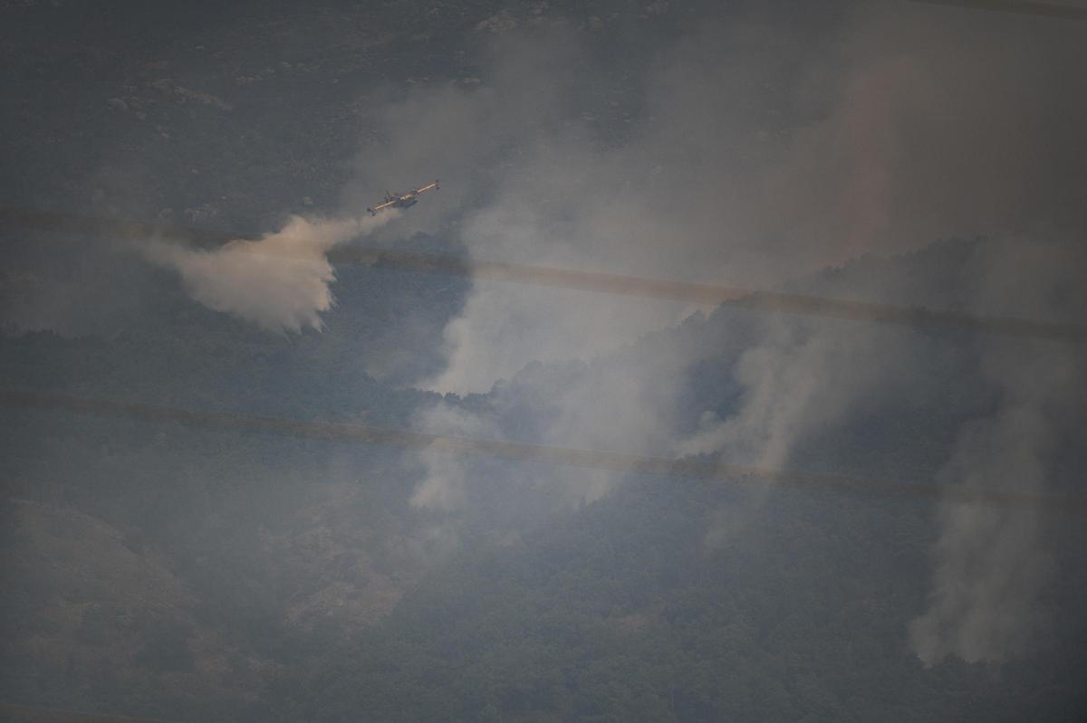 Fotogalería | Séptimo día del fuego de Jarilla, desde diferentes zonas: la vida en los pueblos, el ambiente y las llamas