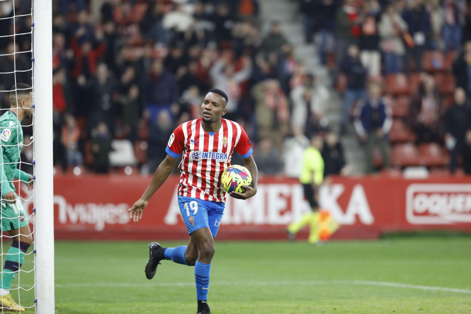 EN IMÁGENES: El encuentro entre el Sporting y el Levante