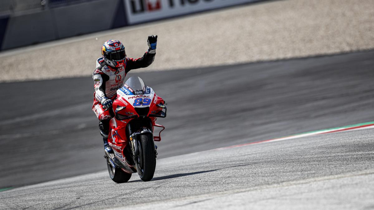 Jorge Martín celebra su segunda pole consecutiva-