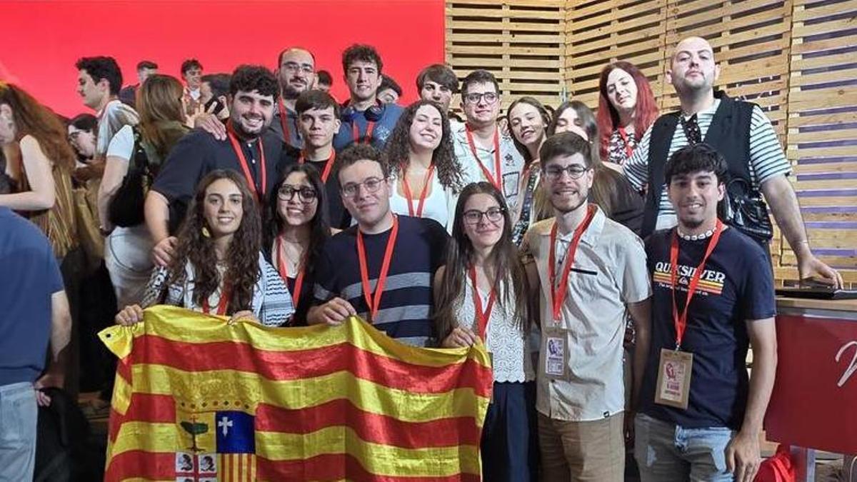 Los jóvenes socialistas aragoneses en la reunión federal de este fin de semana.