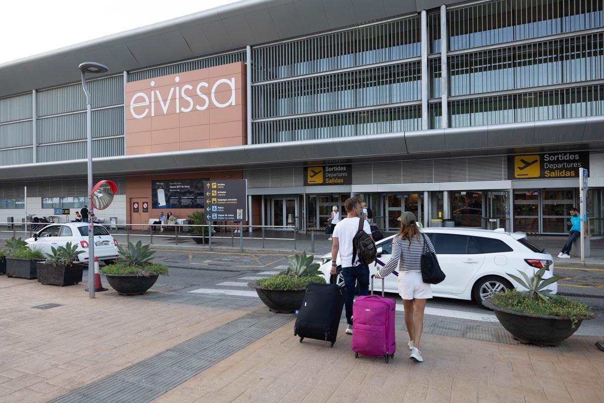 Así es un día en el aeropuerto de Ibiza Así es un día en el aeropuerto de Ibiza