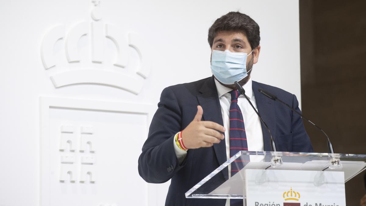 Fernando López Miras,  presidente de la Región de Murcia, en Fitur.