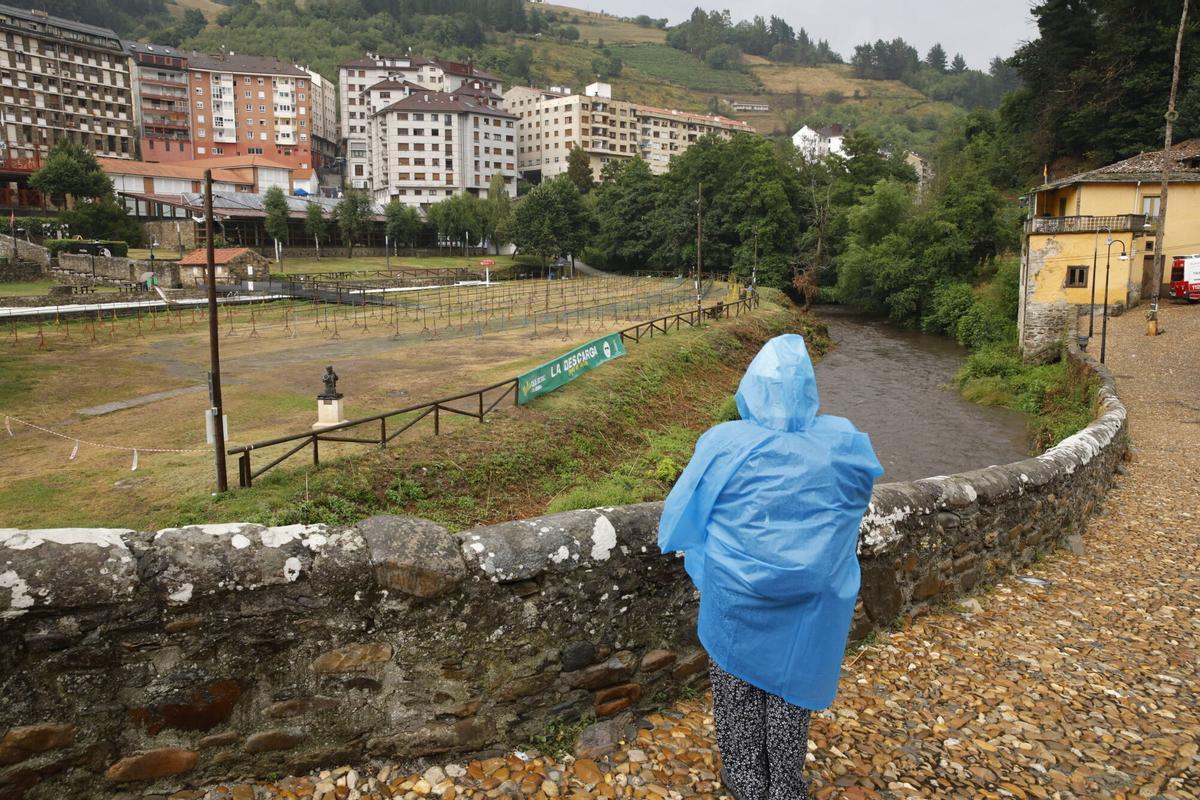 El día en que la Descarga de Cangas se aplazó por la tormenta