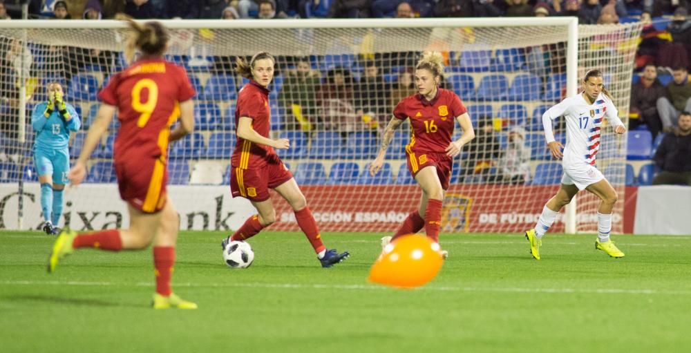 El Rico Pérez registra récord de asistencia a un partido de la selección femenina de fútbol