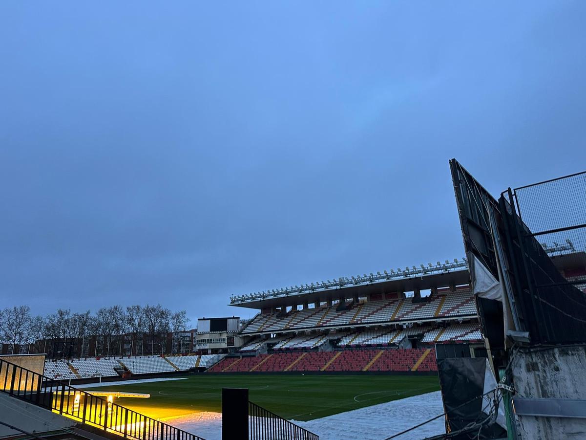 EN IMÁGENES: Así está el estadio del Rayo Vallecano tras la anulación del partido del Real Oviedo