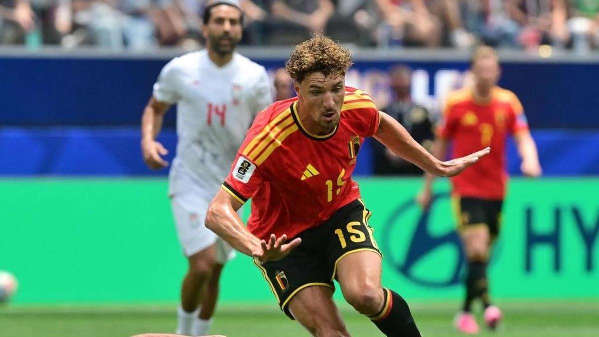 Meunier, con Bélgica, frente a Irán