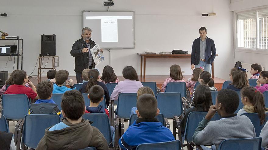 Visita a Faro de Vigo del CPR Quiñones de León, curso 2015-16