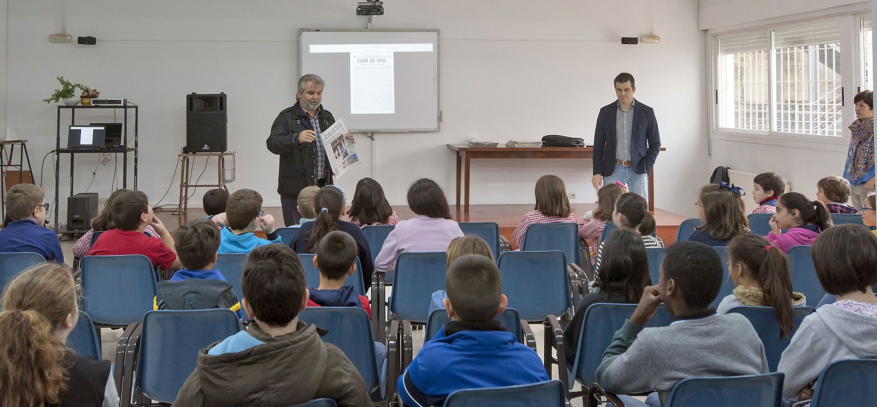 Visita a Faro de Vigo del CPR Quiñones de León, curso 2015-16