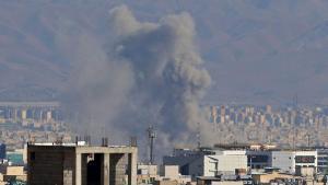 El petroli es dispara un 17% i voreja els 110 dòlars després de l’escalada al Pròxim Orient