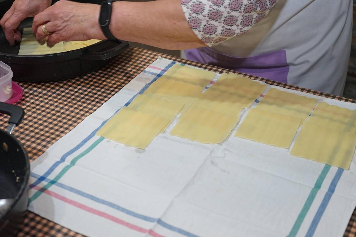 Les fotos de la recepta de canelons de les cuineres de Sils