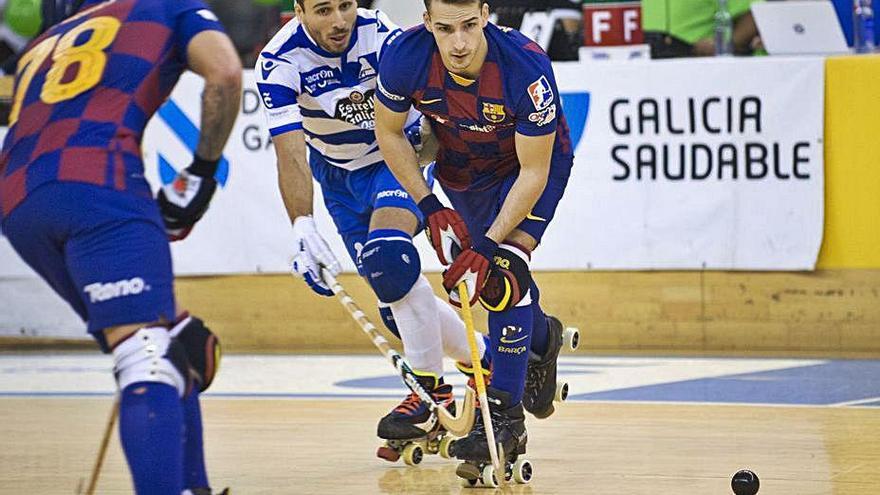 Roca, presionado por Oruste en un Liceo-Barça.