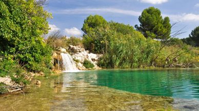 10 piscinas naturales donde sofocar el calor en España