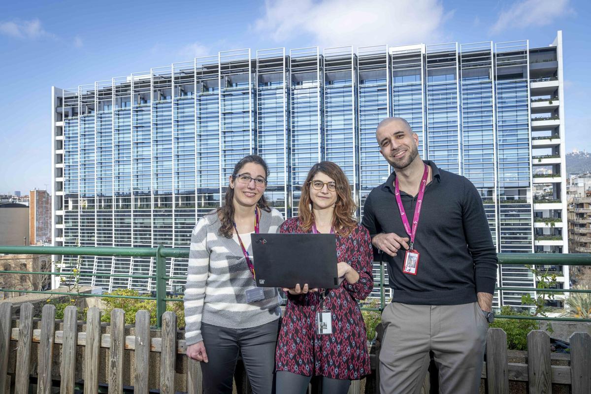 Núria, Ana i Francesc, tres talents tornats a Barcelona per AstraZeneca: «Mai m’hauria imaginat en una farmacèutica, però em sento útil»