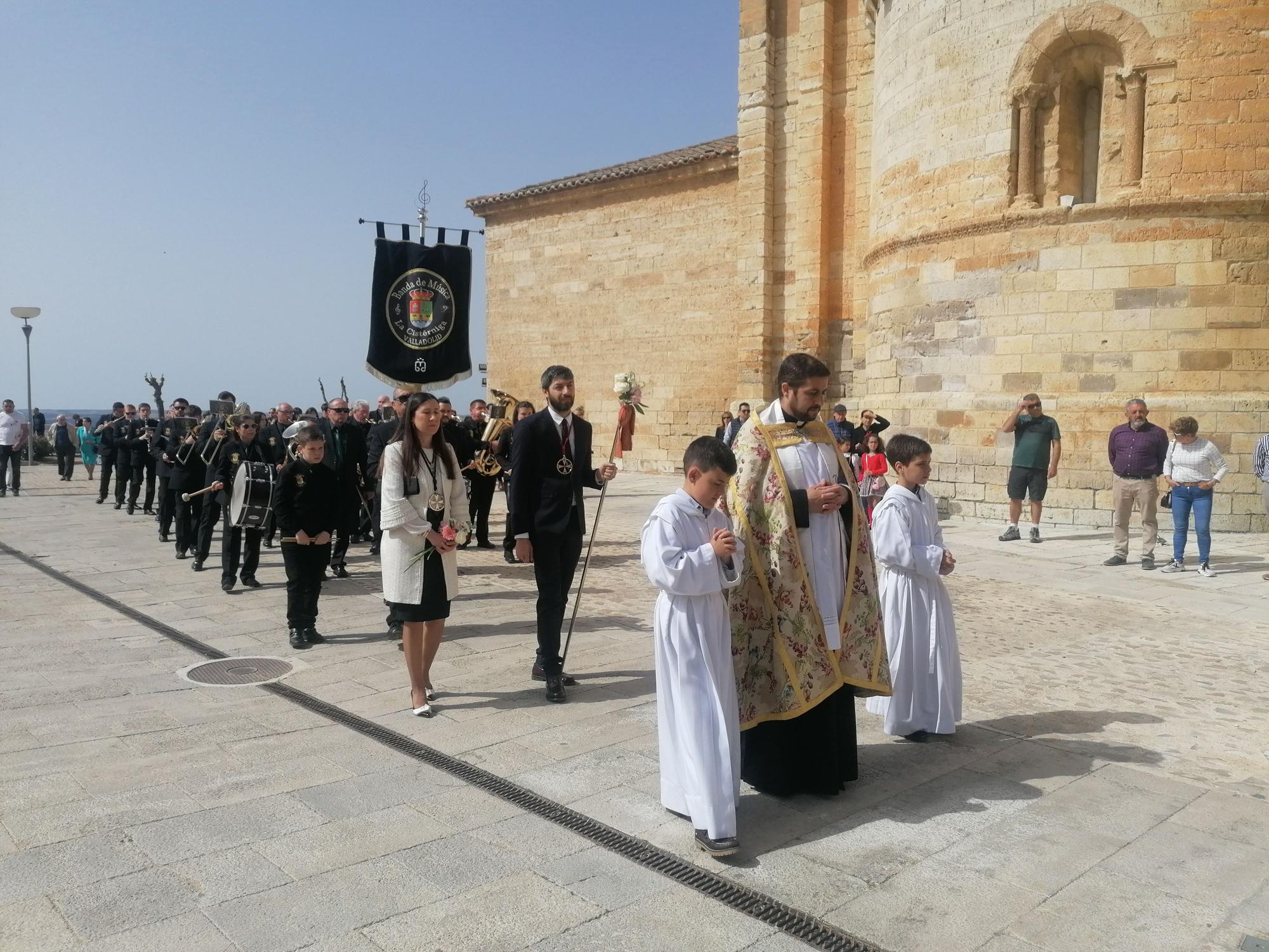 Toro revive con alegría el Domingo de Resurrección