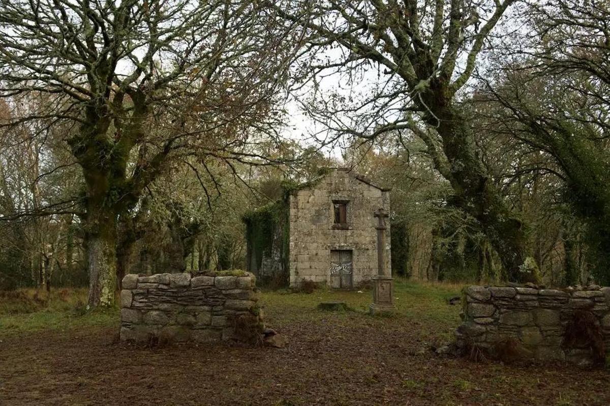 Exterior de la ermita de San Amaro