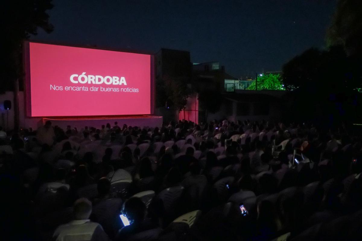 Córdoba recibe ansiosa la vuelta de los cines de verano.