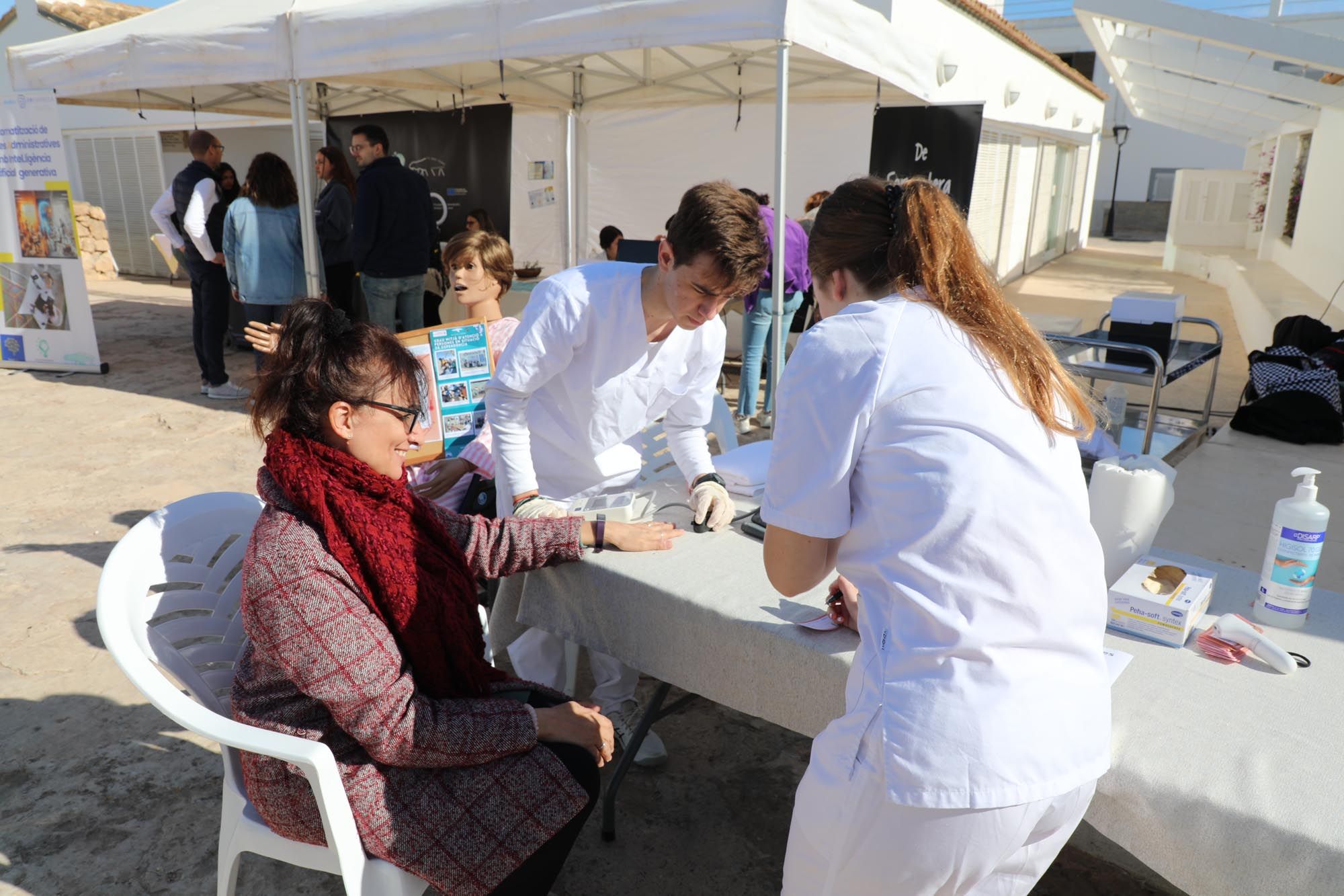 Imágenes de la Feria de Ocupación y Emprendimiento de Formentera