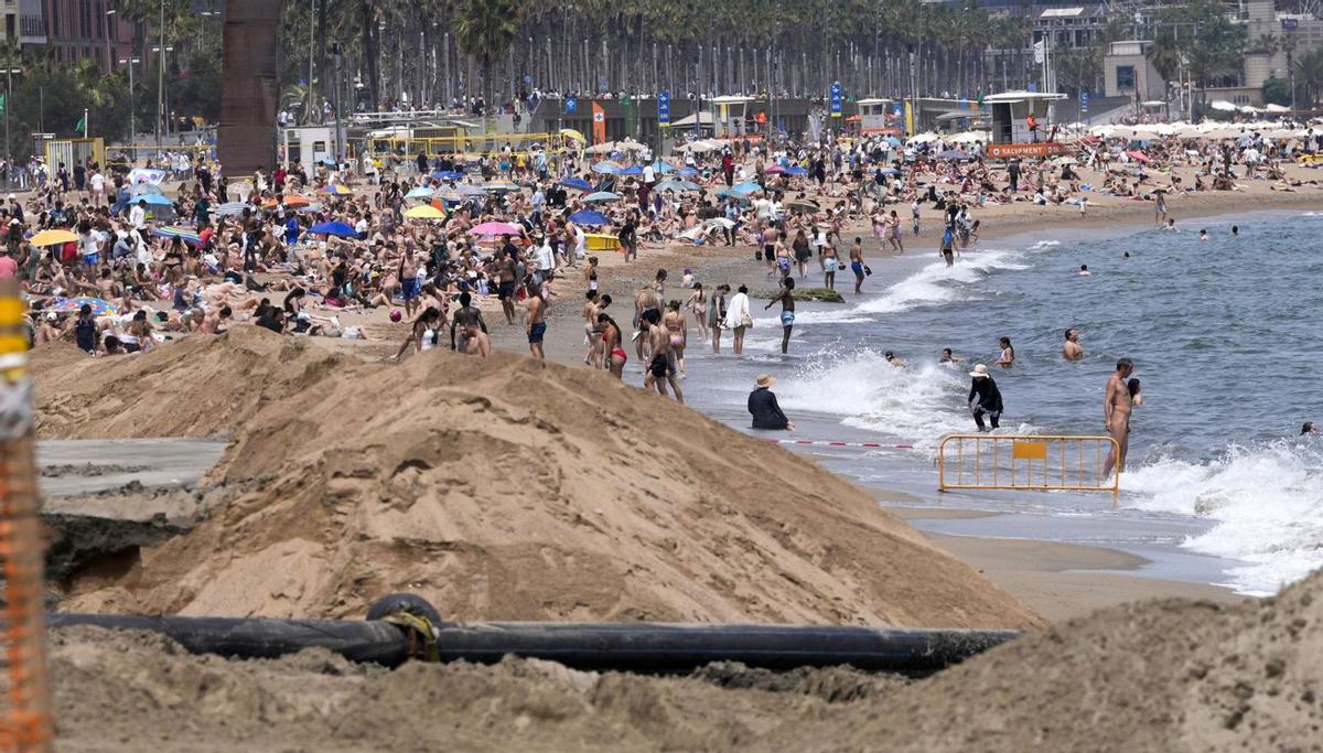 BCN i Badalona es queden sense sorra extra per refer les platges