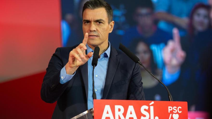 Sánchez anuncia un decret contra la &quot;república digital&quot;