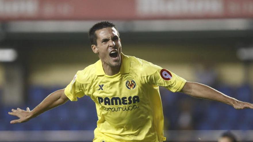 Perbet celebra tras marcar ante el Espanyol.