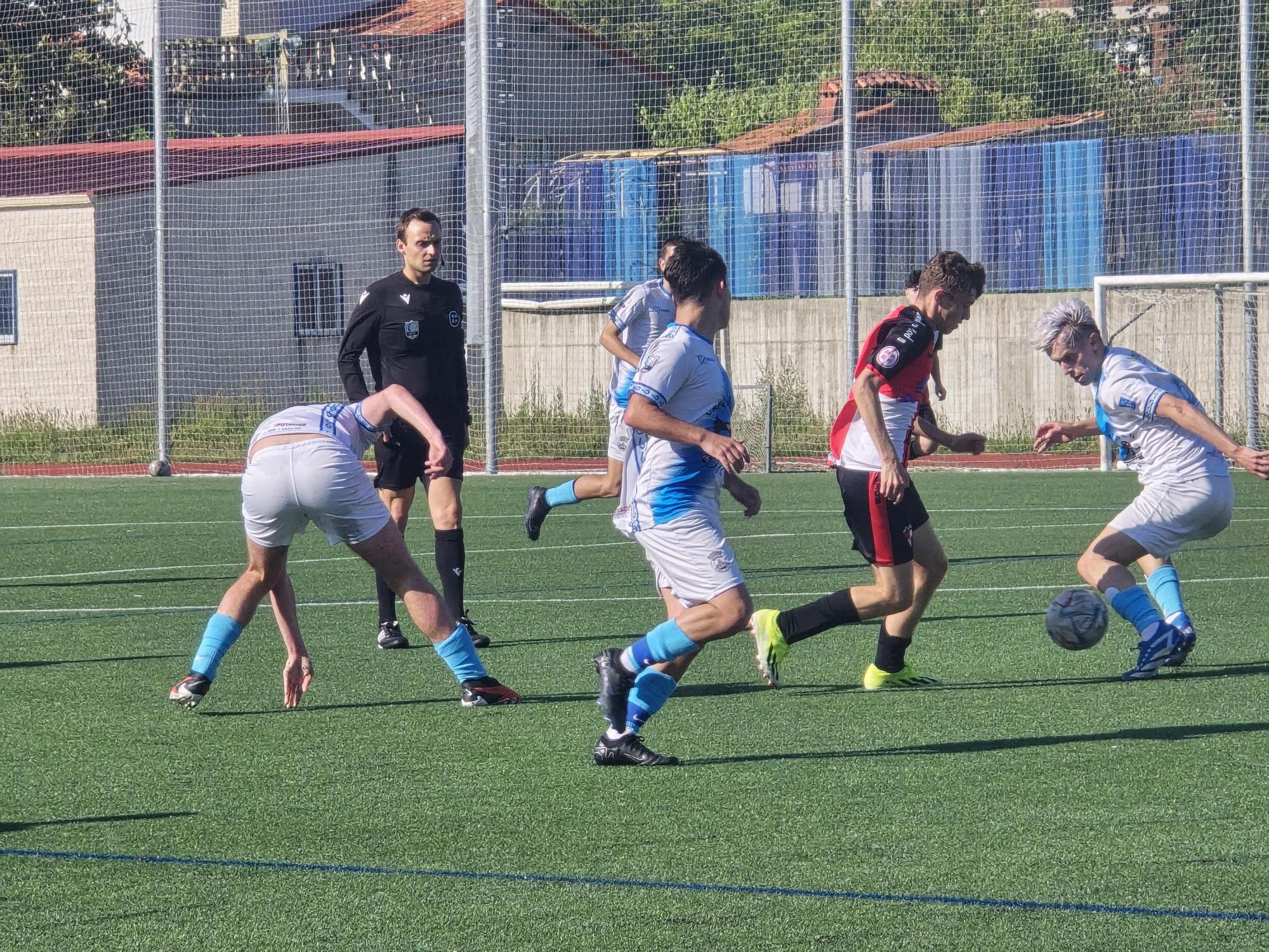 El Juvenil B del Arosa se proclama campeón de la Liga Gallega y logra así el ascenso directo a Liga Nacional tras vencer al Marín (0-3).