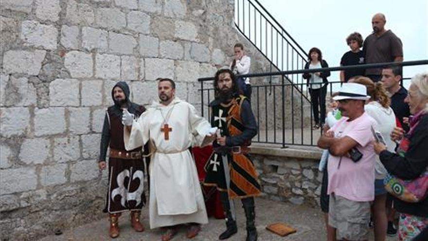 El castillo de Peñíscola vuelve a programar visitas teatrales