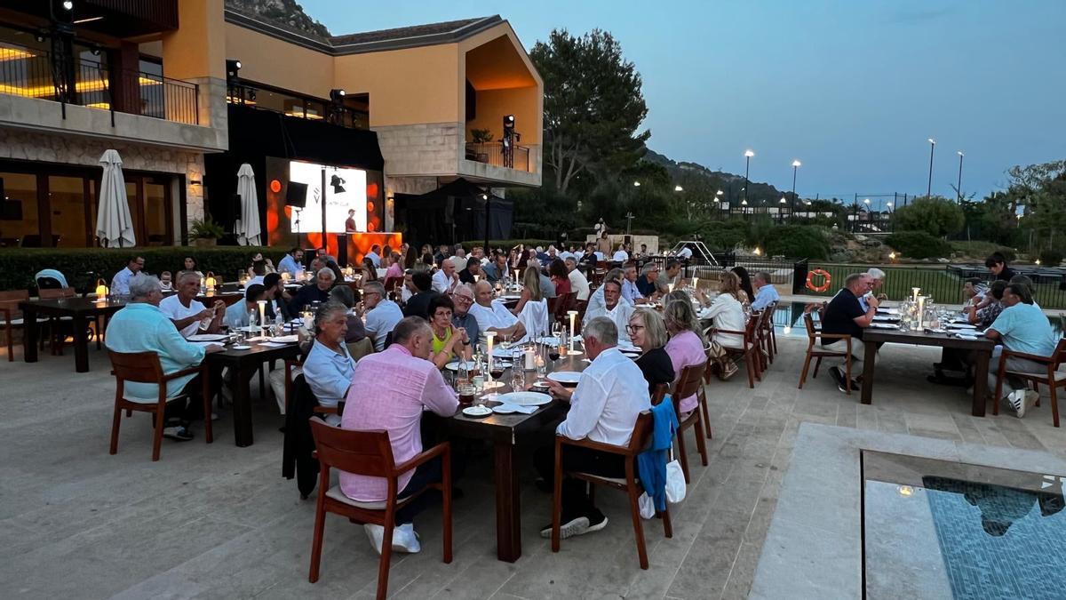 Cena inaugural de Battle of Stars a cargo de VORO, único establecimiento con 2 Estrellas Michelin en Baleares