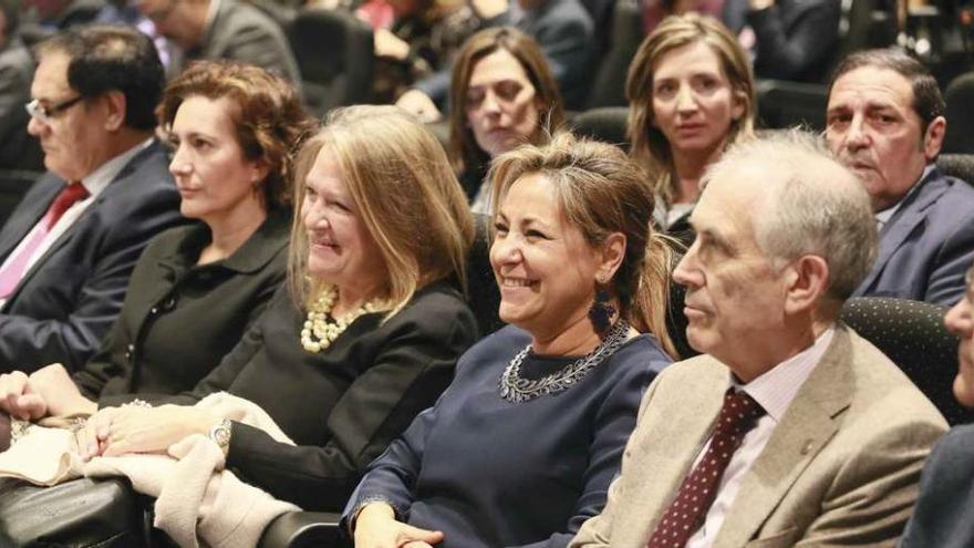 La alcaldesa, durante el acto de la Universidad Europea Miguel de Cervantes celebrado ayer en Valladolid.