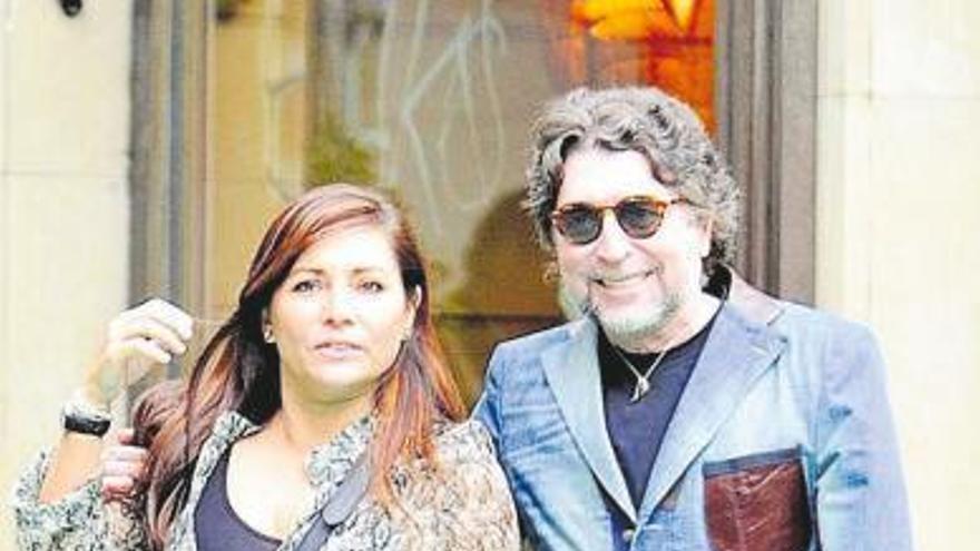 Joaquín Sabina y Jimena Coronado.