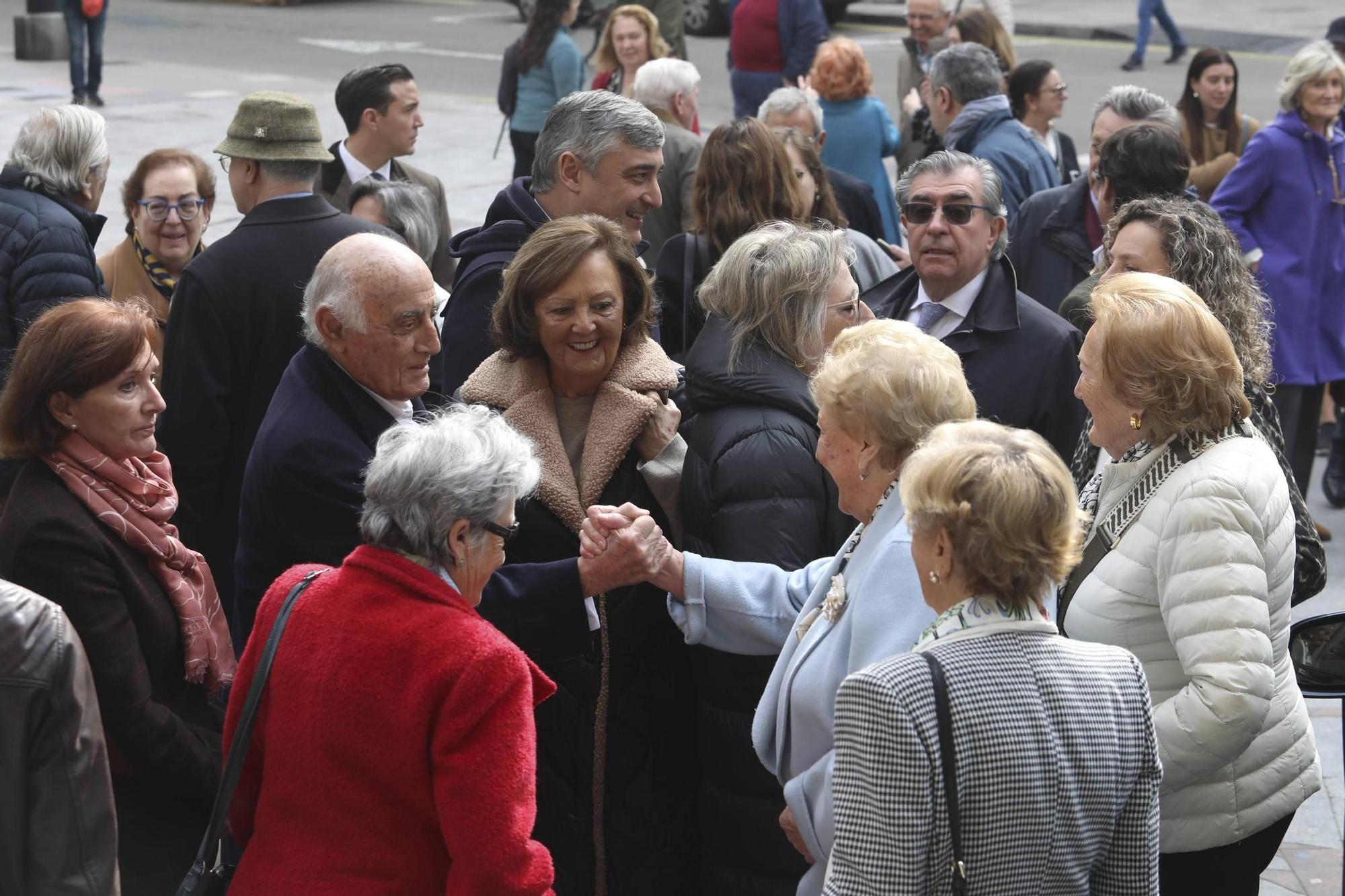 Emotivo adiós en Oviedo a Fernández-Rañada, "una persona entrañable y un trabajador minucioso"