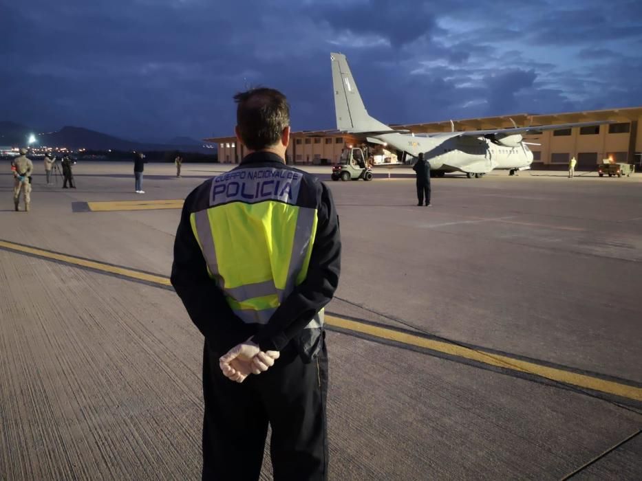 Entrega de material sanitario en Canarias (3/2020)