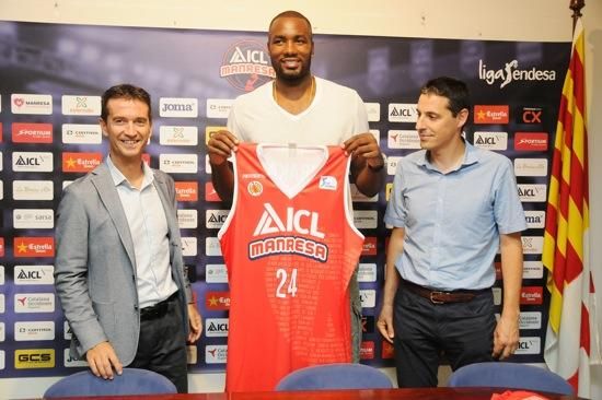 Ibaka signa un acord amb l''ICL per portar nens