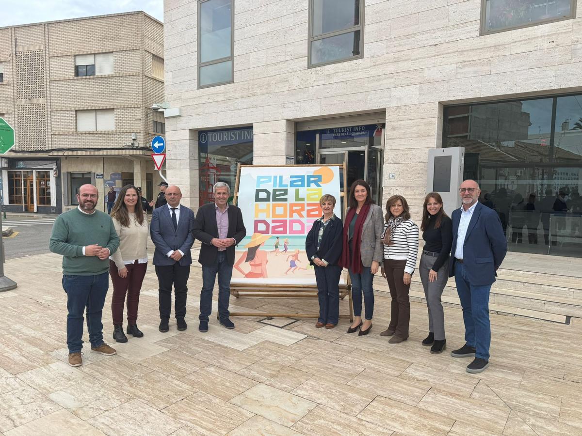 Visita de la consellera al Ayuntamiento de Pilar de la Horadada